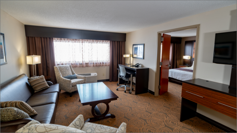 Non-Smoking-King-Suite